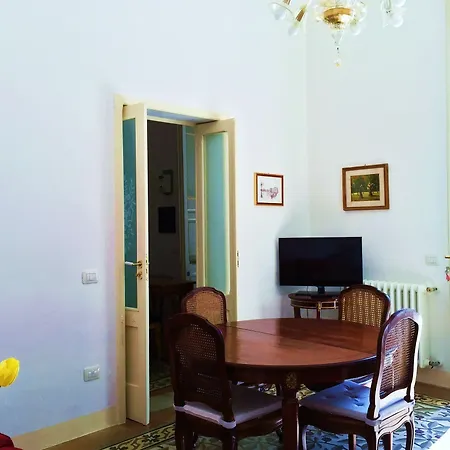 Living 1920 * Lecce